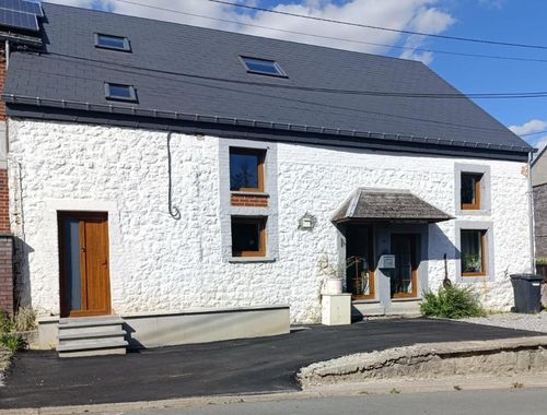                                         Woning te koop in Sart-en-Fagne, € 385.000
