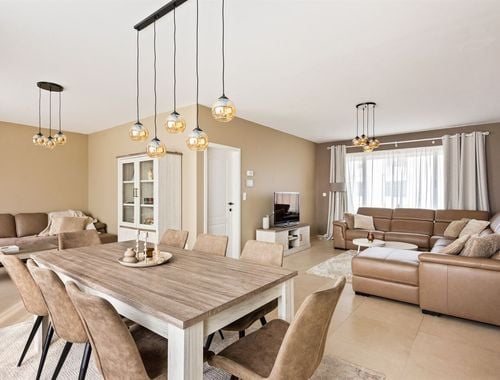                                         Maison unifamiliale à vendre à Sint-Niklaas, € 395.000
