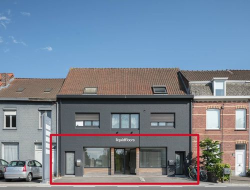                                         Handelspand te huur in Kortrijk, € 1.950
