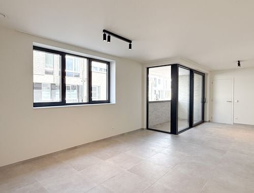                                         Appartement te huur in Beveren-Waas, € 825

