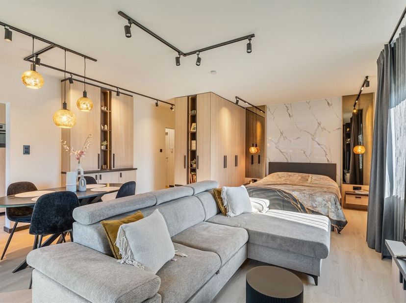 Cet appartement bénéficie d'un emplacement de choix à Lummen. Il combine la tranquillité de la vie de village avec les avantages d'une accessibilité c