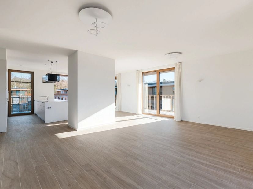 Gepresenteerd door Carla Rodriguez : 0494 07 97 54 / carla.rodriguez@victoire.be<br />
VICTOIRE-JUNOT biedt dit uitzonderlijke penthouse aan, ideaal g