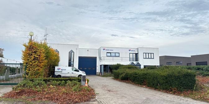 Bedrijfsvastgoed te huur in Ter Stratenweg 42, 2520 Oelegem