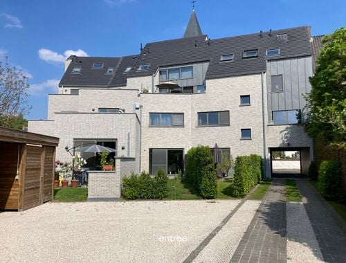                                         Appartement te huur in Zwijnaarde, € 1.150

