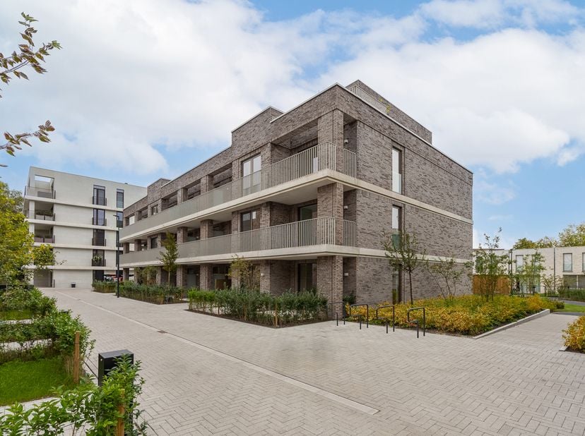 Appartement te koop in Emiel Vanderstraetenlei 11 bus 8,
                    2530 Boechout