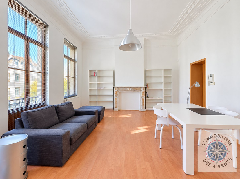 Appartement te koop in rue Bara 6,
                    1070 Anderlecht