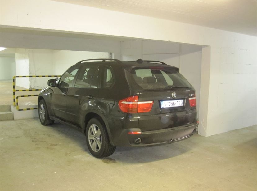 Garage te huur
                    in 9000 Gent