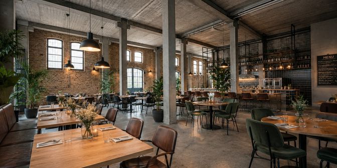 Bedrijfsvastgoed te huur in Stapelhuisstraat 1, 8400 Oostende