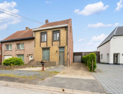                                         Maison à vendre à Vlamertinge, € 215.000
