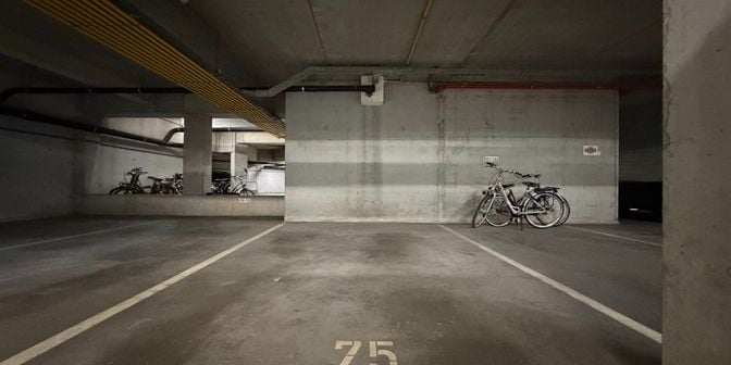 Garage te huur in Apostelhuizen 105, 9000 Gent