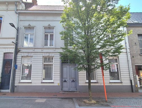                                         Woning te koop in Izegem, € 395.000
