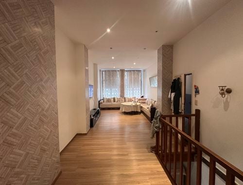                                         Gelijkvloers app. te koop in Sint-Gillis, € 175.000
