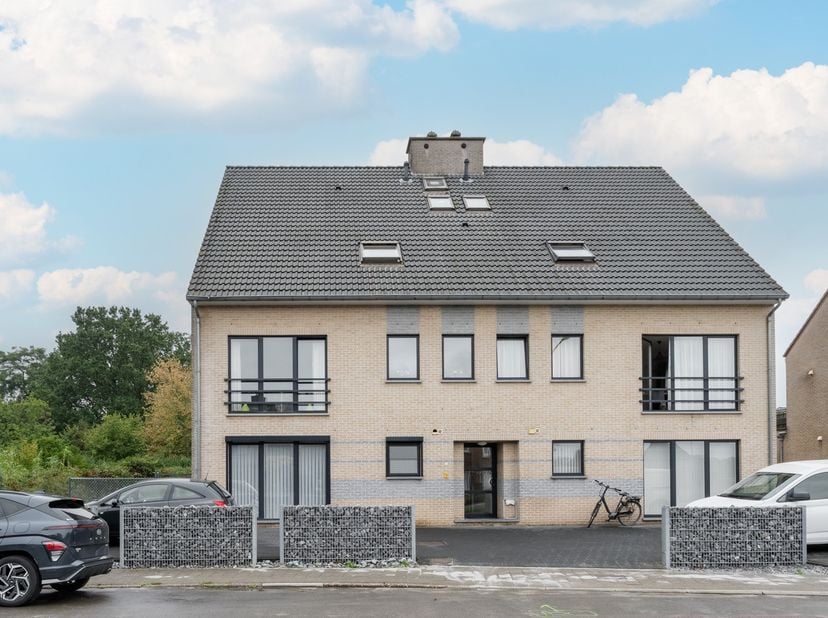 Appartement te koop in Ringlaan 71 bus 3,
                    3900 Overpelt