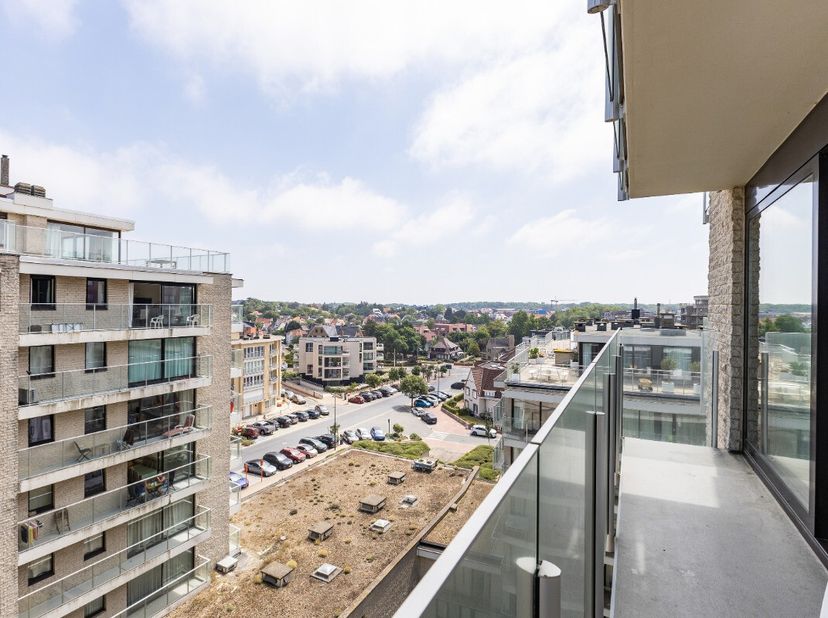 De Panne: appartement met 1 slaapkamer, terrassen en zicht op zee! Dit goed onderhouden appartement is gelegen op de 7de verdieping van Residentie San