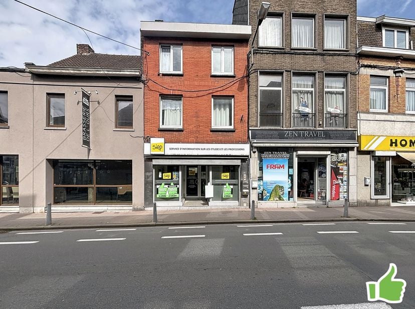 Bien professionnel à louer
                    à 7700 Mouscron
