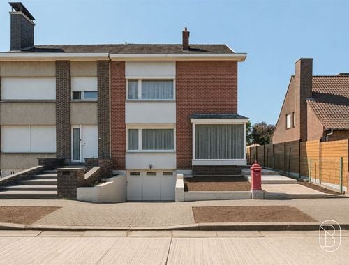                                         Woning te koop in Harelbeke, € 245.000
