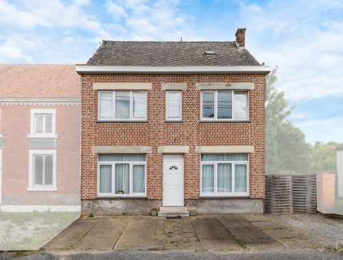                                         Maison à vendre à Wasseiges, € 250.000
