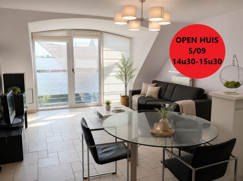 OPEN HUIS ZATERDAG 5/09 van 14.30u tot 15.30u.<br />
Op zoek naar een verzorgd appartement aan de kust, waar licht, rust en een uitstekende ligging sa