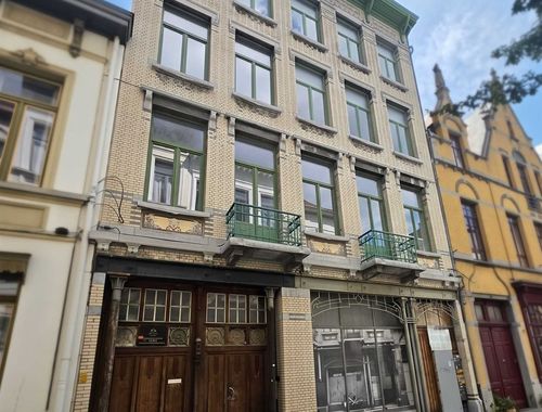                                         Appartement à vendre à Borgerhout, € 349.000

