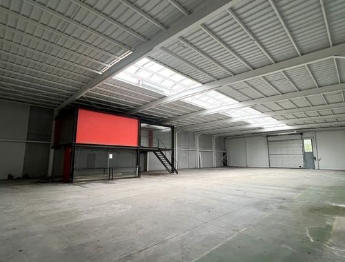                                         Bedrijfsgebouw te koop in Kortrijk, € 1.068.540
