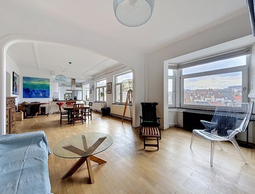                                        Penthouse te koop in Sint-Joost-ten-Node, € 520.000
