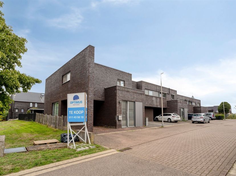 TE KOOP: Instapklare recente woning met 3 slaapkamers te Meldert!<br />
Deze recente en instapklare woning combineert modern wooncomfort met een prak