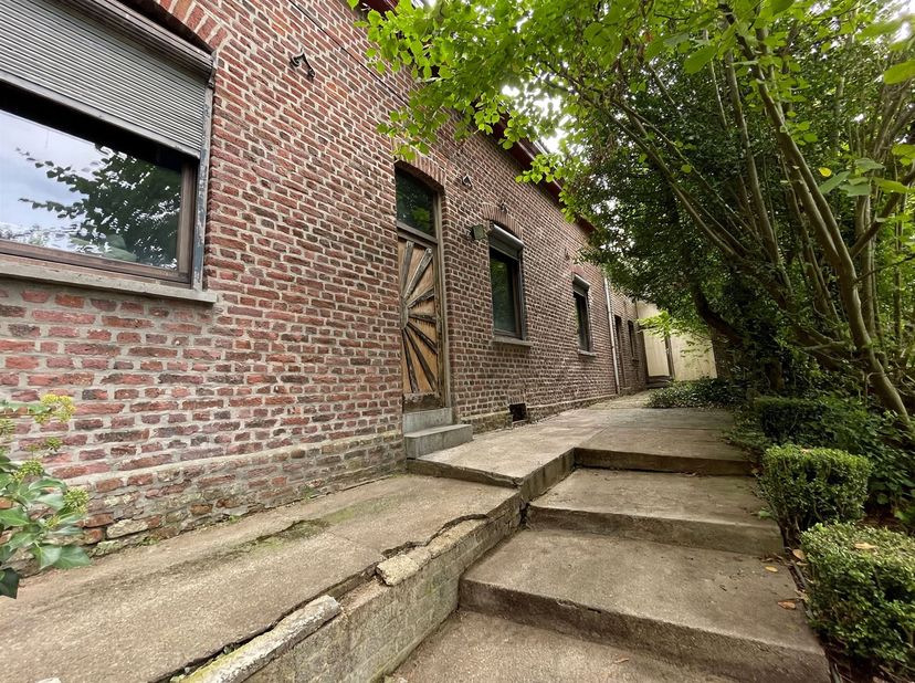 Huis te koop in Degré des Artisans 33,
                    4030 Grivegnée