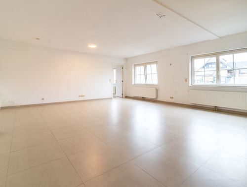                                         Bureaux à vendre à Wavre, € 325.000
