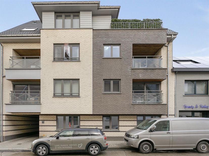 Appartement te huur in Stationsstraat 82A bus 2/3,
                    9550 Herzele