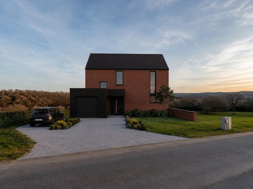 Lagence immobilière ERA B-LUX a le plaisir de vous proposer ce superbe terrain de 10,90 ares, idéalement situé dans le charmant village de Grande-Enei