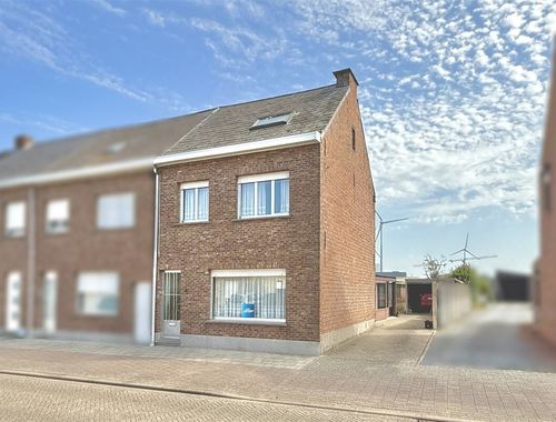                                         Maison à vendre à Puurs, € 299.000
