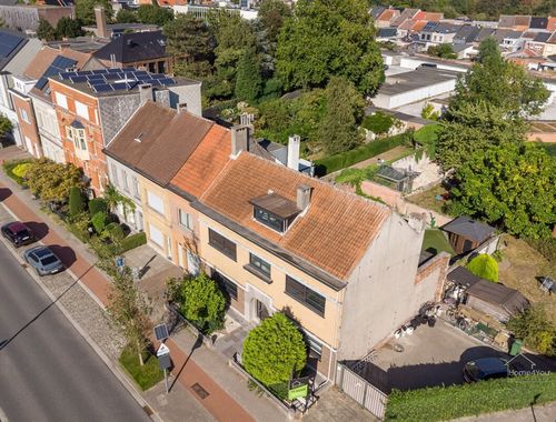                                         Eengezinswoning te koop in Hemiksem, € 498.000
