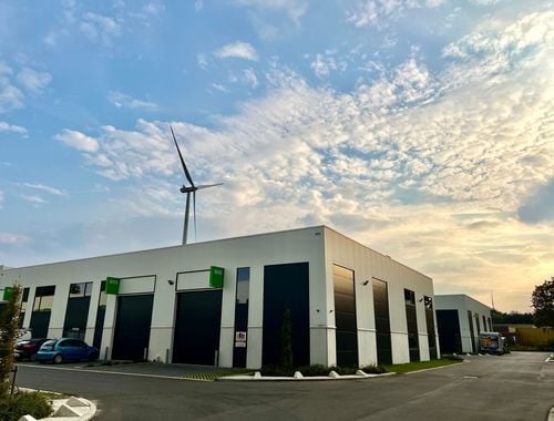                                         Bâtiment d’entreprise à vendre à Genk, € 470.000
