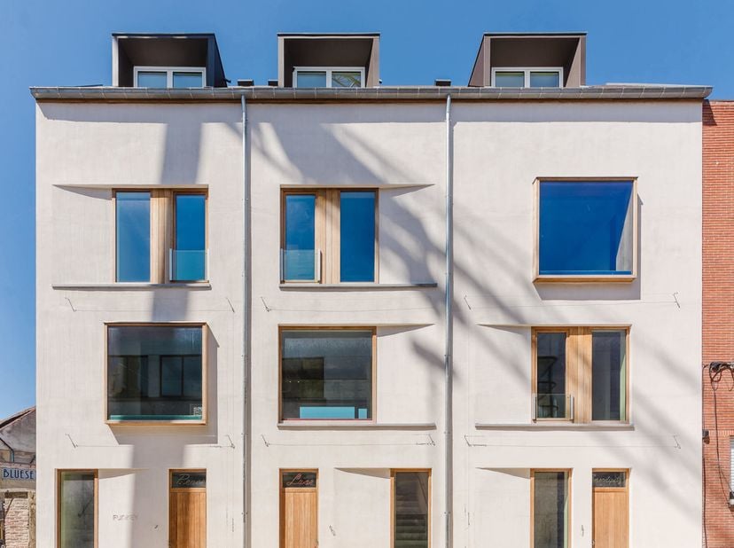 Binnenkort Te Koop<br />
Ligging<br />
Gelegen in de Sint-Hubertusstraat, vlak bij de Boekentoren, in het hart van Gent.<br />
Indeling<br />
Het geli