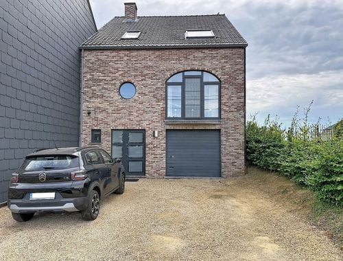                                         Woning te koop in Oorbeek, € 335.000
