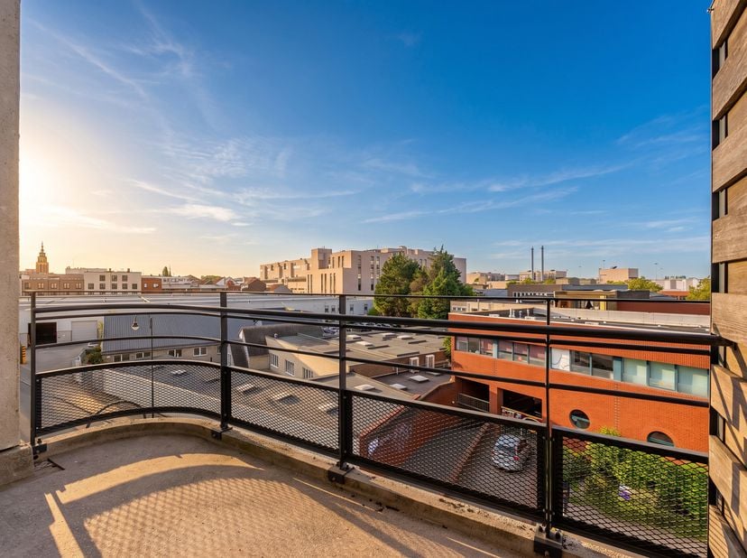 Appartement te koop in Rue du Patinage 37,
                    1190 Vorst