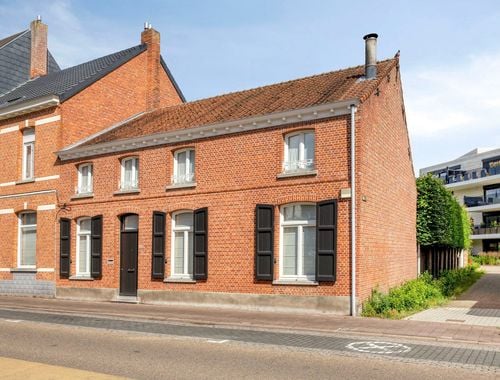                                         Herenhuis te koop in Arendonk, € 649.000
