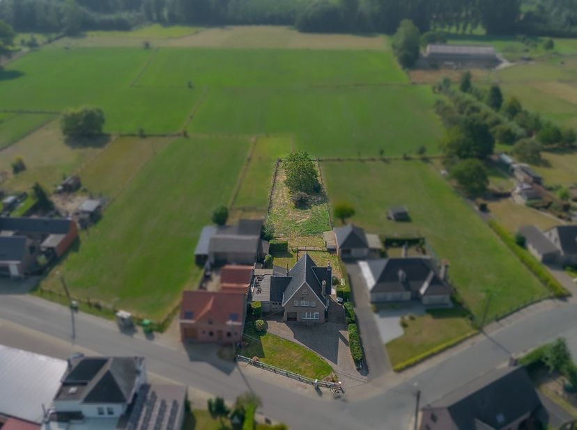 Huis te koop in Keerstraat 229,
                    9420 Mere