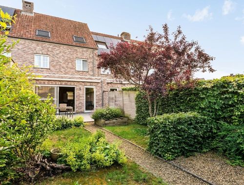                                         Maison unifamiliale à vendre à Wilrijk, € 595.000
