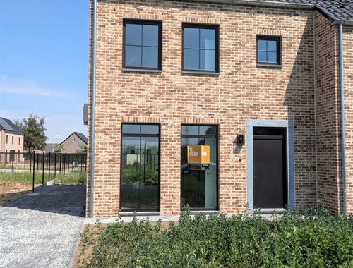                                         Woning te huur in Kinrooi, € 1.550
