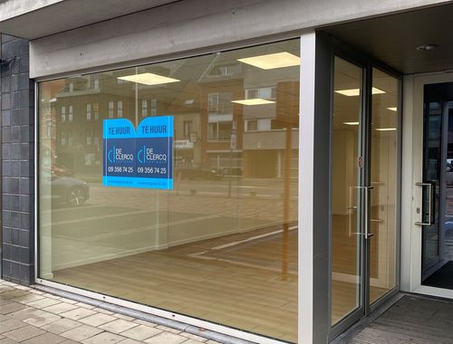                                         Commercieel Gebouw te huur in Lochristi, € 1.650
