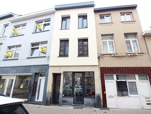                                         Handelspand te koop in Antwerpen, € 215.000
