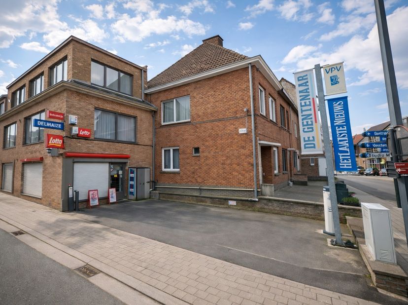 Bien professionnel à vendre
                    à 9090 Melle