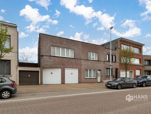                                         Woning te koop in Borsbeek, € 525.000
