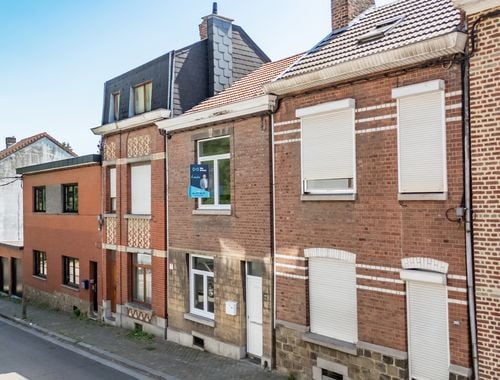                                         Woning te koop in Liège, € 180.000
