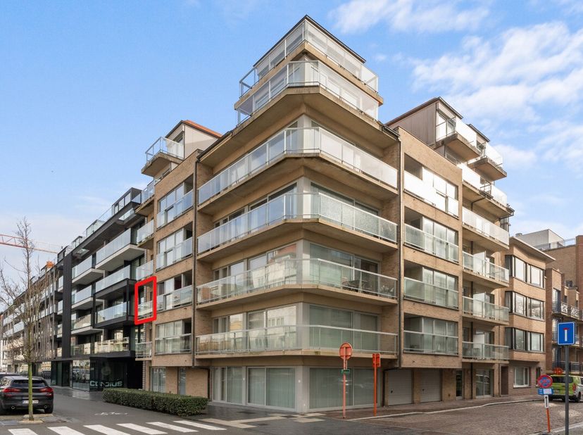 [[ CE BIEN PARTICIPE À LA JOURNÉE MAISONS OUVERTES ERA LE 13/6 DE 11:00 À 12:00 ]] À vendre : appartement rénové situé rue Goethals, en plein centre d