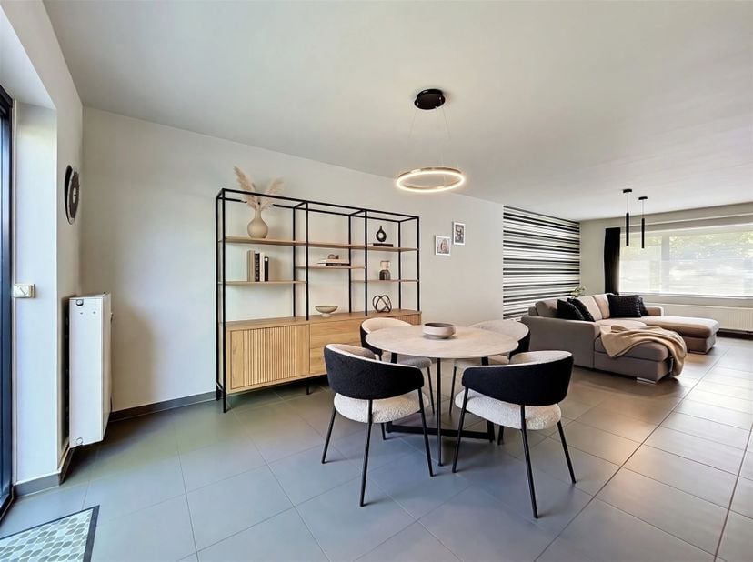 Maison à vendre à Sint-Rochushof 13,
                    9100 Sint-Niklaas