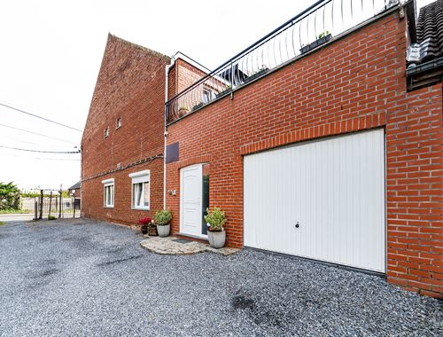                                        Gemengd gebruik te koop in Tertre, € 425.000
