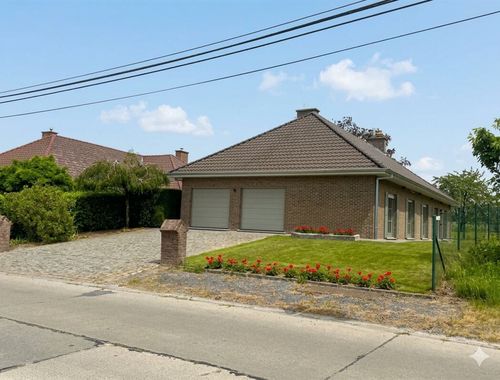                                         Eengezinswoning te koop in Obigies, € 365.000
