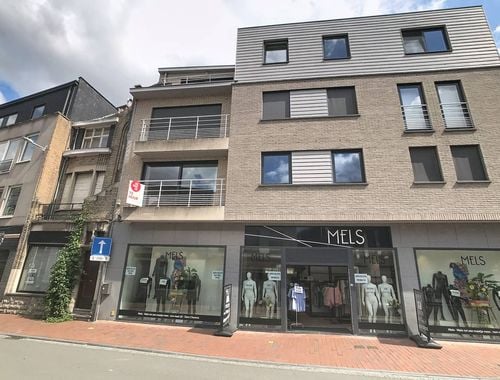                                         Appartement te huur in Poperinge, € 900
